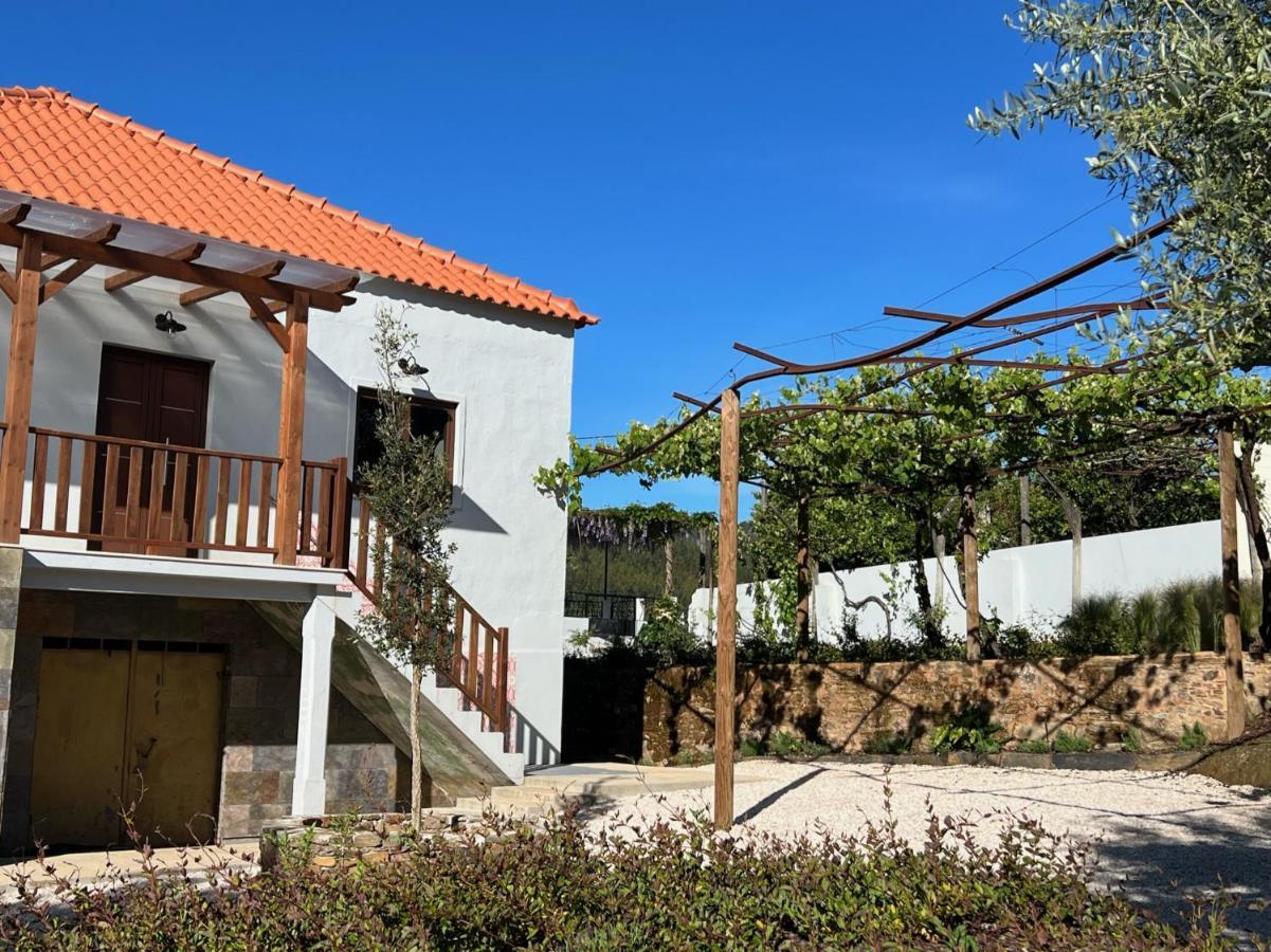 Casa Bizarra Villa Castanheira de Pera Dış mekan fotoğraf
